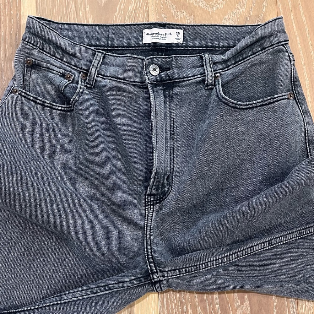 Abercrombie & Fitch The Ankle Straight Ultra High Rise Jean in Gray size 29 Long - Picture 8 of 13